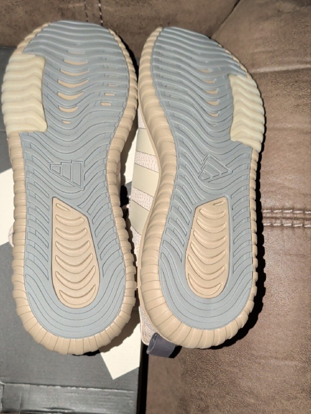 adidas Men’s Kaptir 4.0 Sneakers in Light Beige - Picture 8 of 8